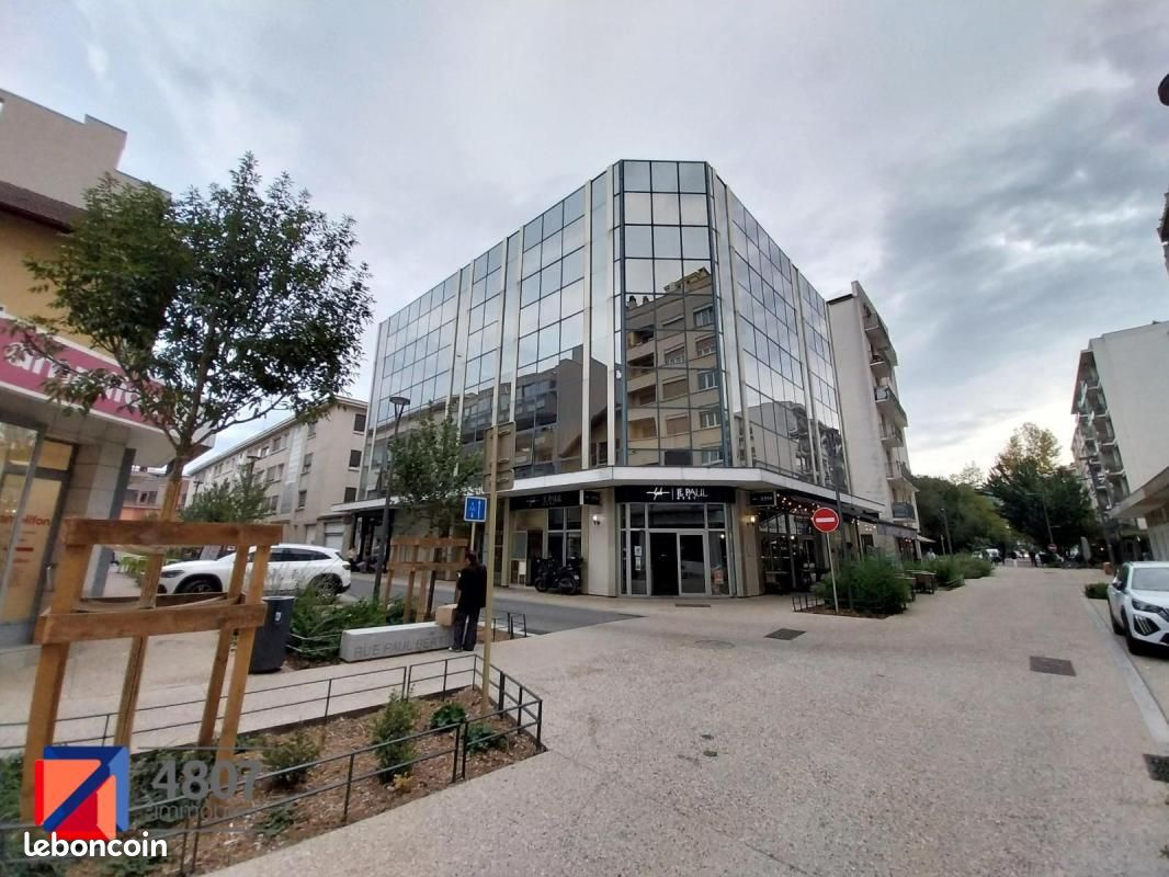 Parking Annemasse · 75 €/mois