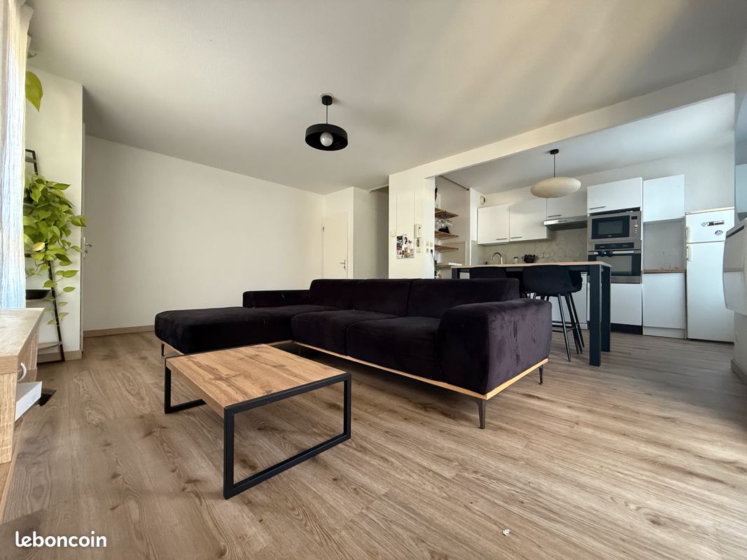 Maison 3 pièces 63 m² · à Villeneuve-Tolosane · 63 m² · 940 €/mois
