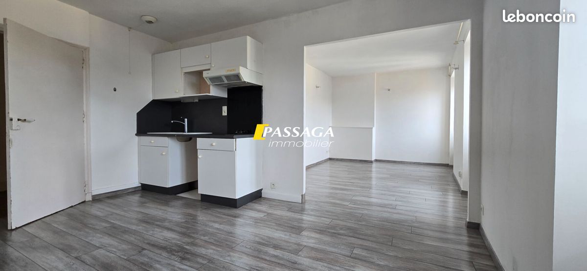 Appartement 2 pièces 59 m² · à Rignac · 59 m² · 410 €/mois