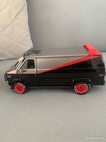 1983 ERTL The A-Team Pow-R-Pull Action Van TV Show 1/48 Scale (1A