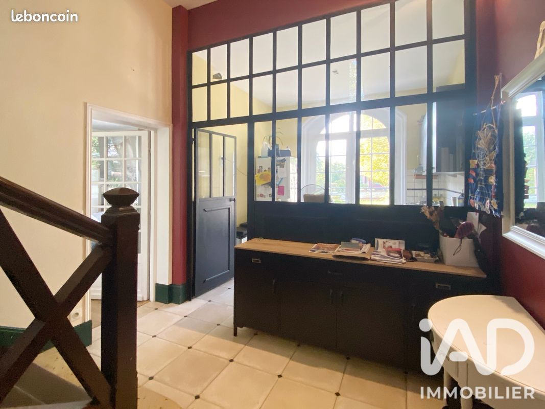 Maison 5 pièces 120 m² · à Vieux-Moulin · 120 m² · 1 395 €/mois