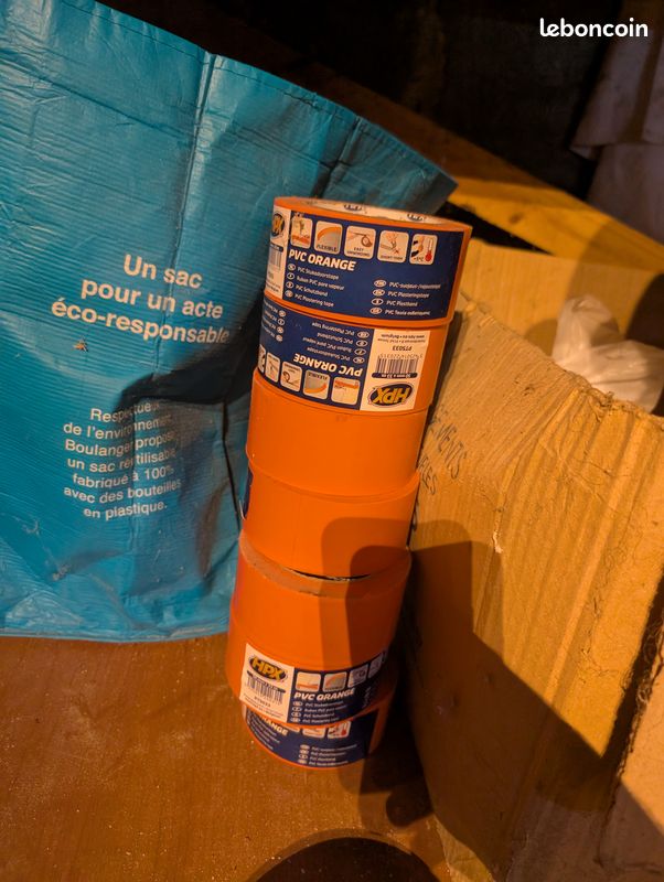 Ruban adhésif PVC orange bâtiment 75 mm x 33 m (image 1)