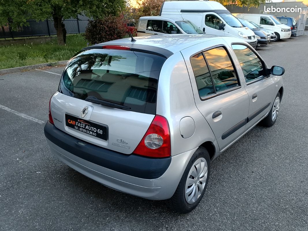 RENAULT CLIO 1.2 Pack Clim 106.000 km (image 2)