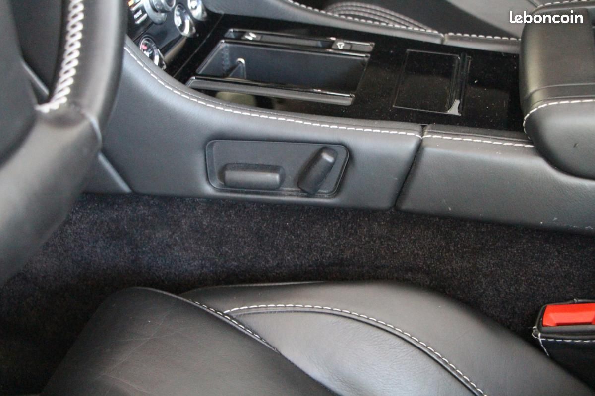 Aston Martin V8 Vantage SP10 Roadster S Sportshift II (image 12)