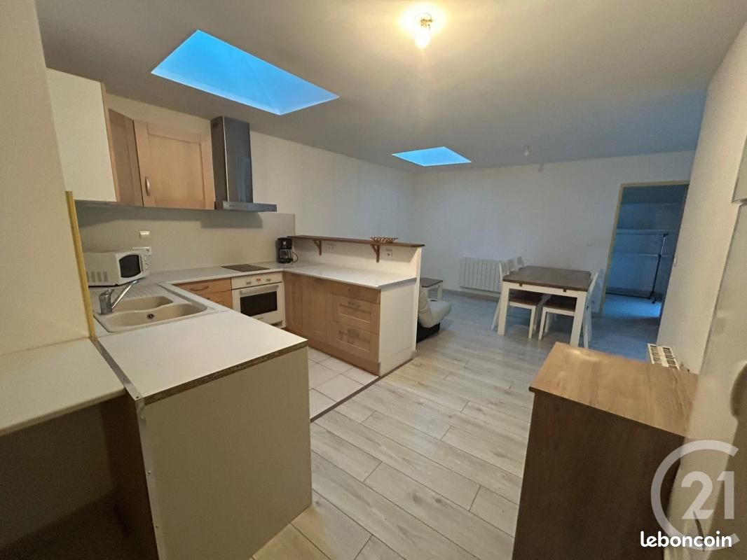 Appartement 2 pièces 49 m² · à Saint-Bris-le-Vineux · 49 m² · 400 €/mois