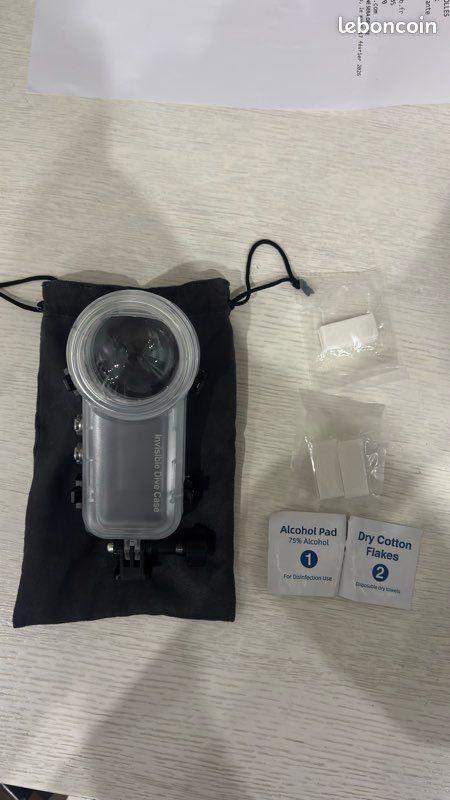 Caisson Invisible Insta360 X4 – Boîtier Étanchéité 50m 360° Sous-Marin – Vidéo Invisible Et Cristalline