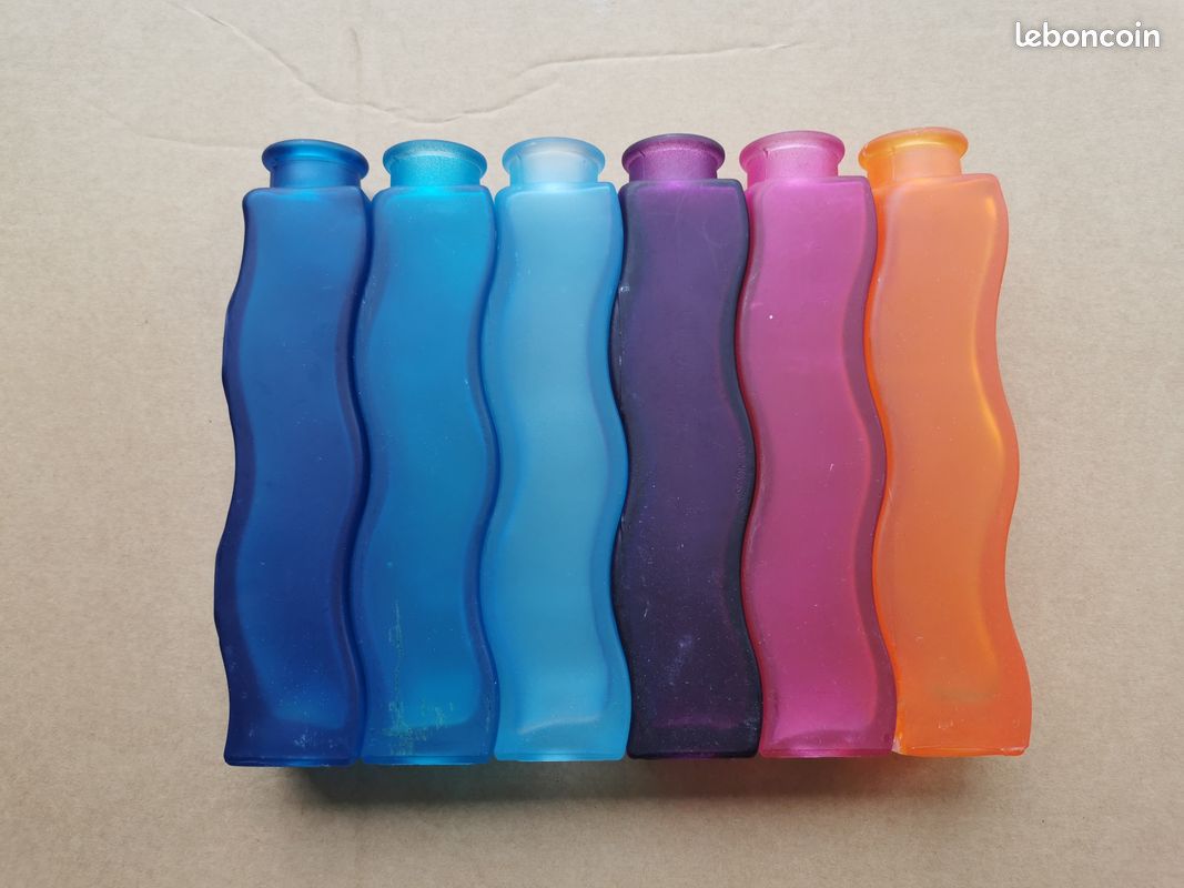 6 vases vagues IKEA SKAMT
