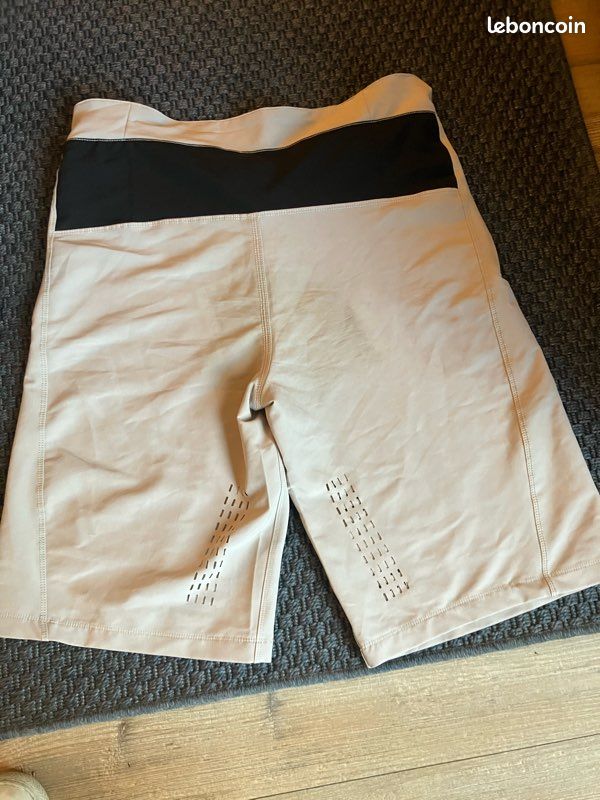 Short Fox Racing Homme 40 Beige - Cyclisme Rembourré, Cordon Extérieur, VTT