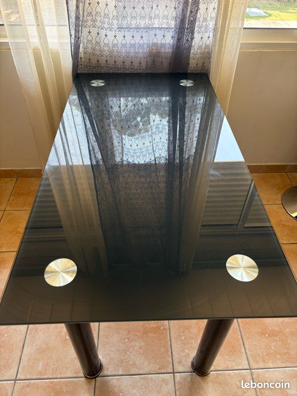 Table en verre couleur grise sans chaise à vendre 90 (image 2)