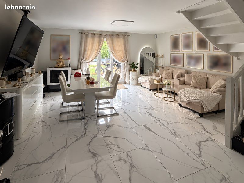 Maison 5 pièces 111 m² · à Périgny · 111 m² · 395 000 €