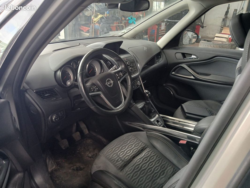 Pieces detachees opel zafira tourer iii 2.0cdti 113cv ph1 de 2012 (image 5)
