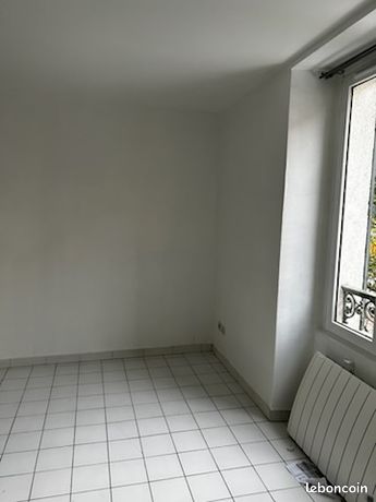 https://img.leboncoin.fr/api/v1/lbcpb1/images/4e/1f/1a/4e1f1aa1b0f44942d40829e036b7edbee4e41e22.jpg?rule=ad-image