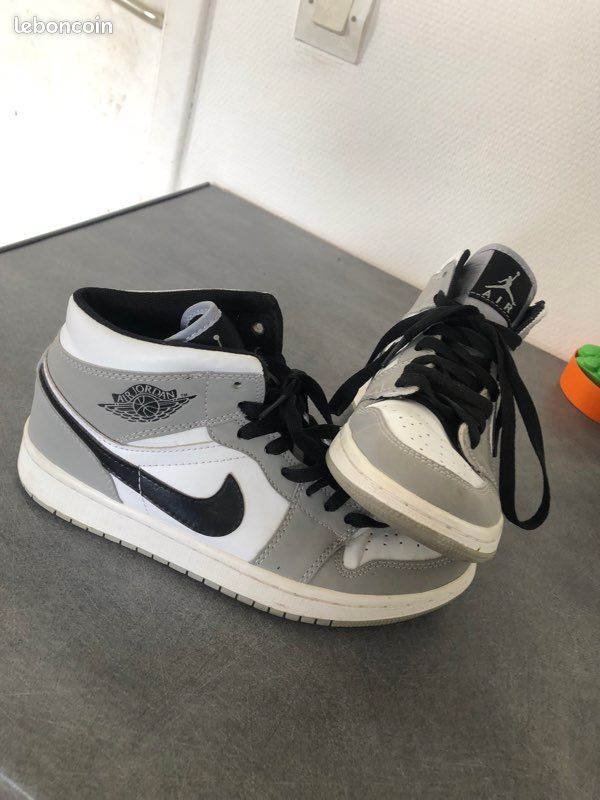 Nike Air Jordan mid light smoke grey Chaussures