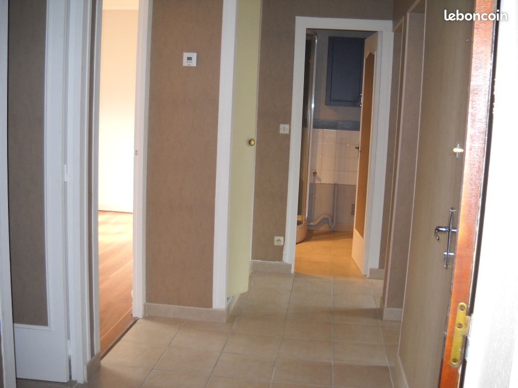 Appartement 3 pièces 49 m² · à Parthenay · 49 m² · 55 000 €