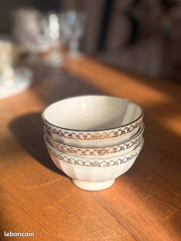 Lot De 3 Petits Bols Anciens – Porcelaine Fleurie, Vintage, France, Années 1920-1949