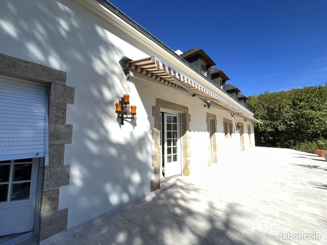 Maison 8 pièces 320 m² · à Pontchâteau · 320 m² · 795 000 €