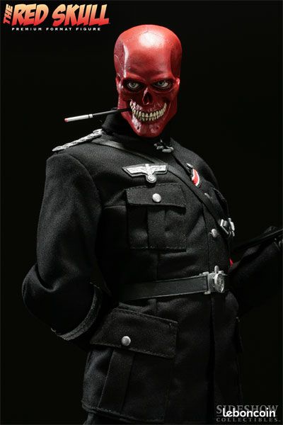 Red skull ex premium format sideshow (image 1)