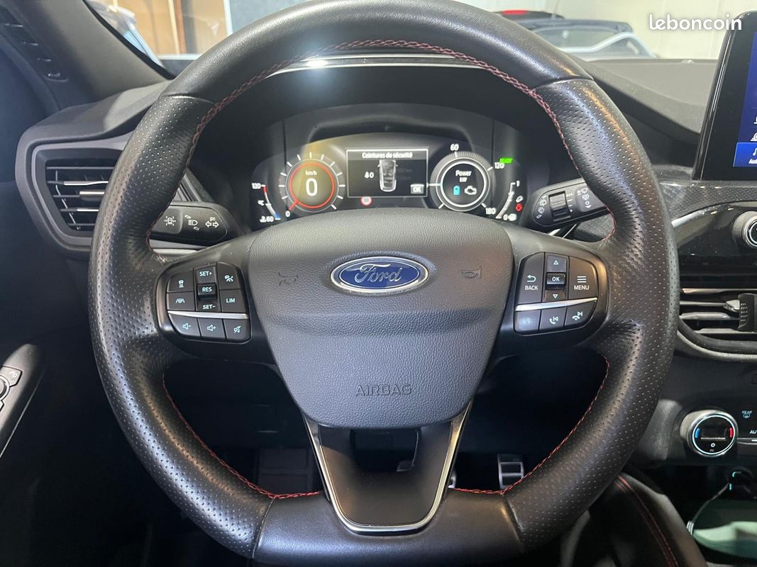 FORD KUGA 2.5 Duratec 225 ch PHEV e-CVT ST-Line CAMERA DE RECUL - DETECTEUR D'ANGLE MORT - REGULATEUR ADDAPTAT (image 22)