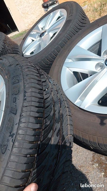 4 jantes alu golf 8 (image 3)