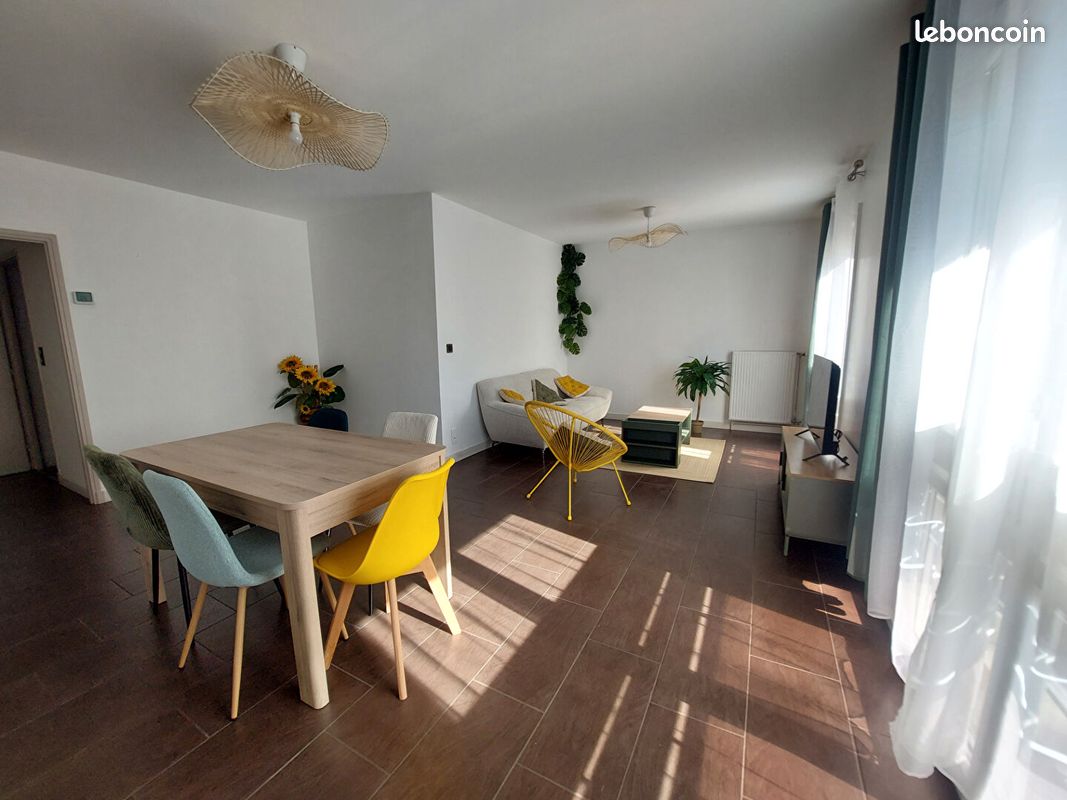 Appartement 4 pièces 98 m² · à Rodez · 98 m² · 1 050 €