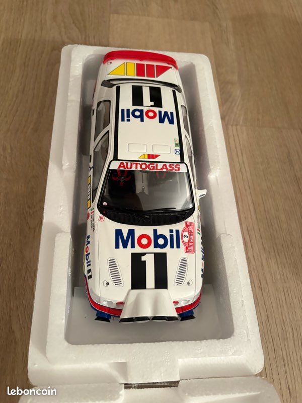 DModelkits - FORD SIERRA COSWORTH 4X4 - RALLY MONTE CARLO 1991-1/24 Kit de modelos a escala