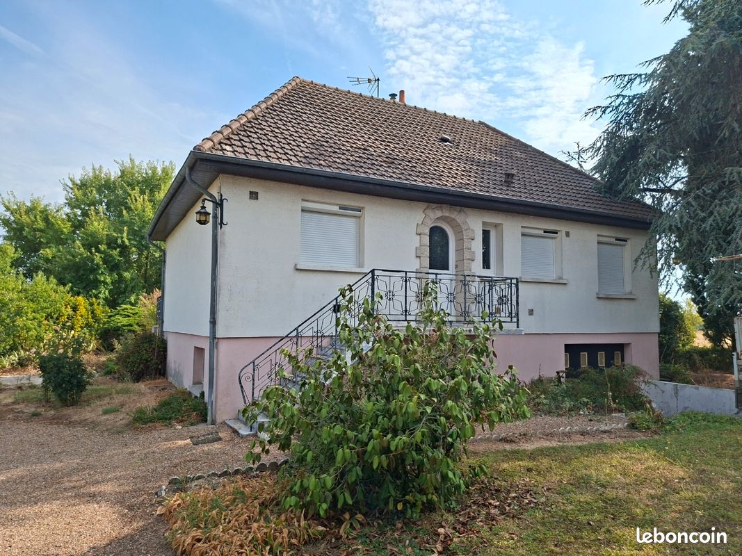 Maison 3 pièces 77 m² · à Neuillé-Pont-Pierre · 76,5 m² · 168 000 €
