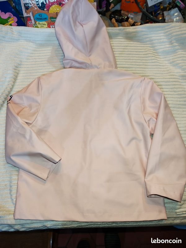 Parka, ciré crique privée 5 ans (image 2)