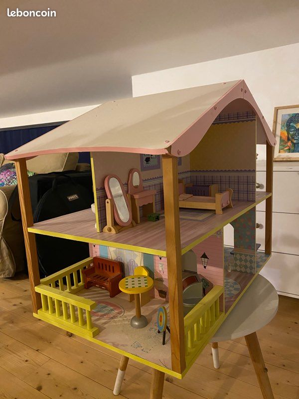 Maison de poupée en bois (image 3)