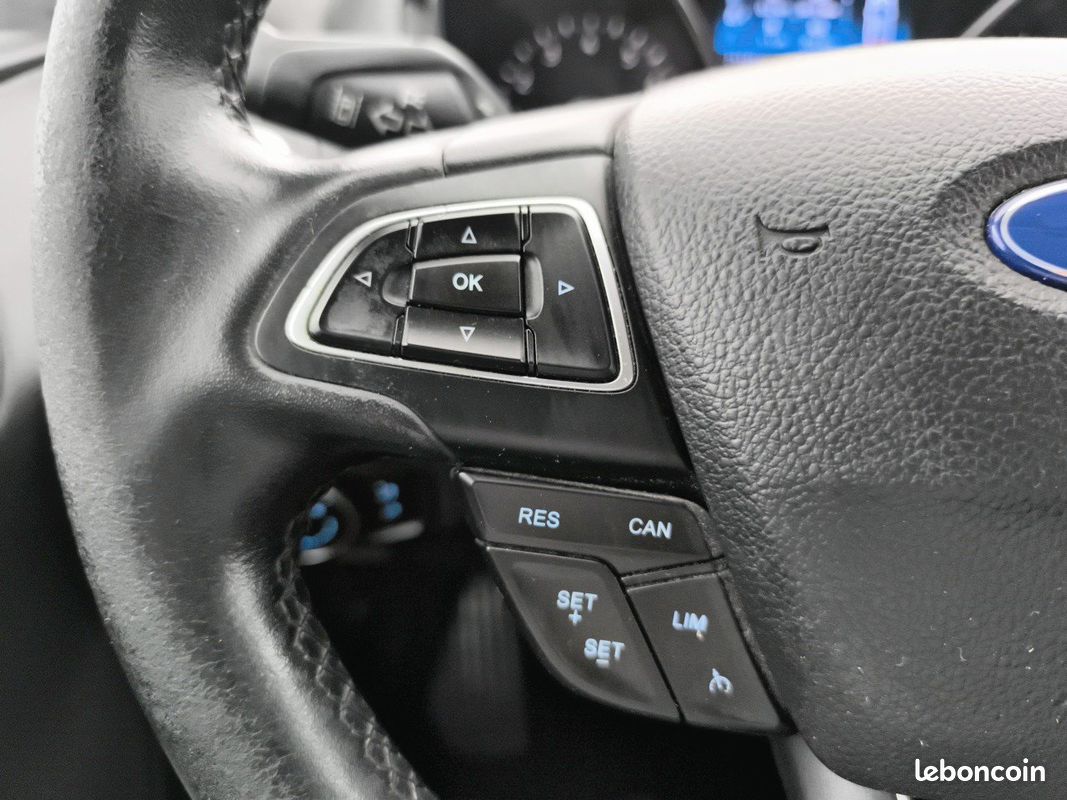 FORD Focus 1.0 EcoBoost 125 S&S Titanium (image 15)