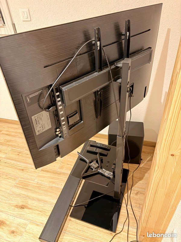 Pack Samsung TV + barre/caisson + support (image 3)