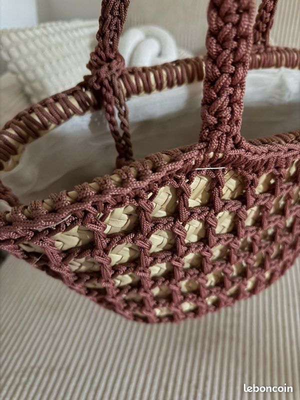 Panier tressé à la main (image 2)