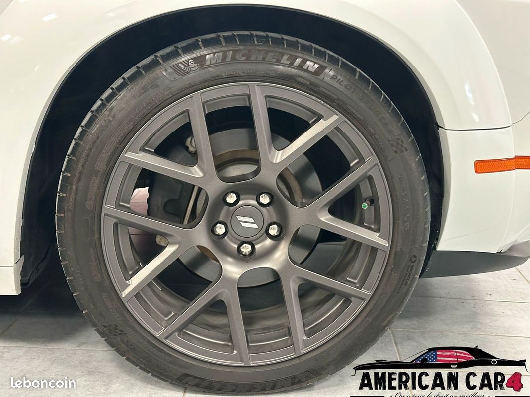 Dodge Challenger 5.7 V8 R/T+ Widebody - 370ch - seulement 33 000km (image 12)