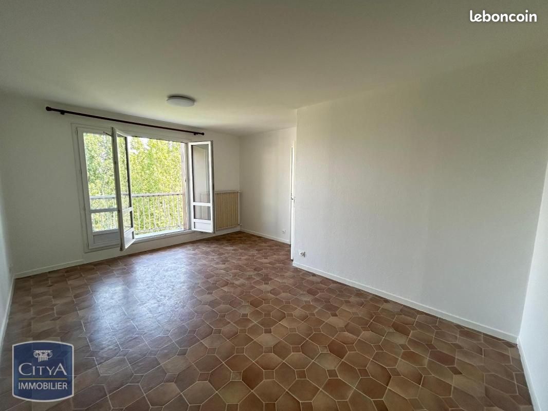 Appartement 3 pièces 65 m² · à Nevers · 65 m² · 725 €