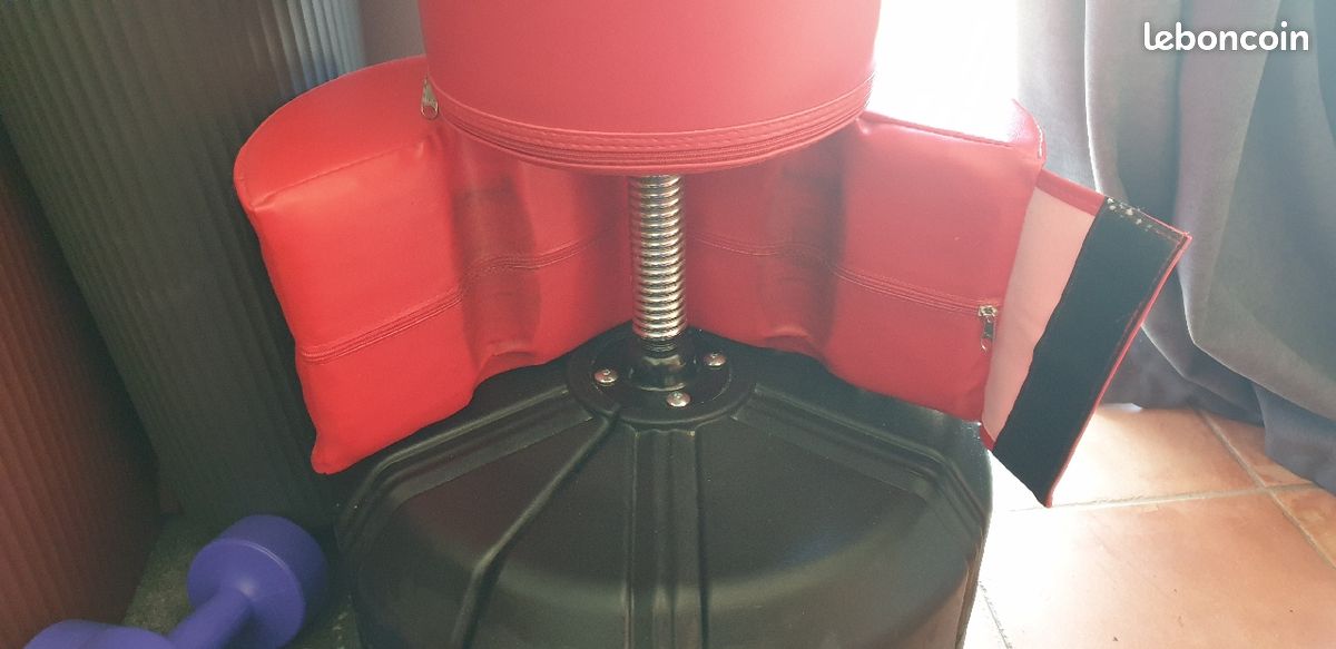 Frappe Everlast Sac De Frappe Sport Direct Sac De Frappe Sur Pied