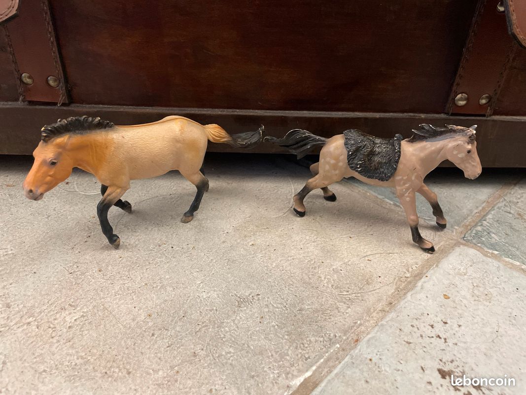 Lot de 6 figurines de chevaux (image 6)