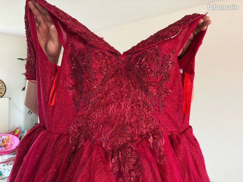 Robe de mariée avec jupon (image 1)