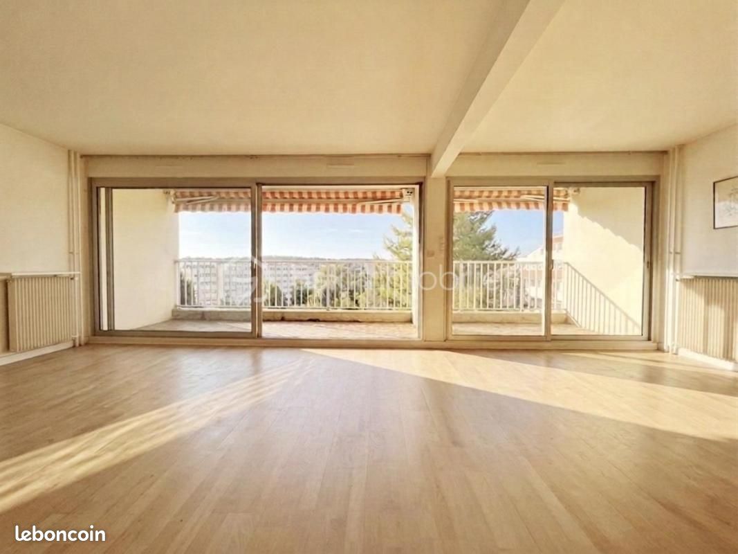 Appartement 4 pièces 85 m² · à Marly-le-Roi · 85 m² · 320 000 €