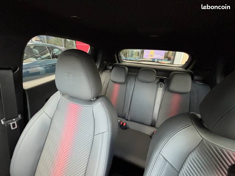 Alfa Romeo Junior 1.2 Ibrida 145 ch eDCT6 Speciale (image 22)