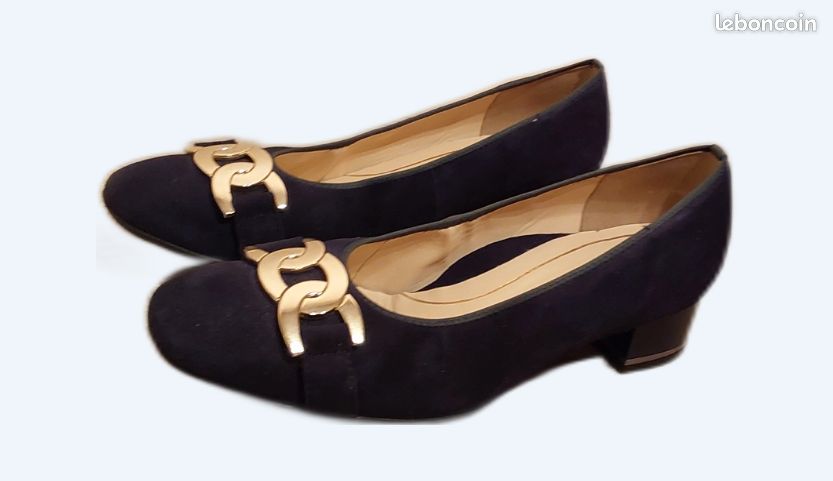Chaussures en nubuck extérieur et cuir intérieur, pointure 39, très bon état (image 1)