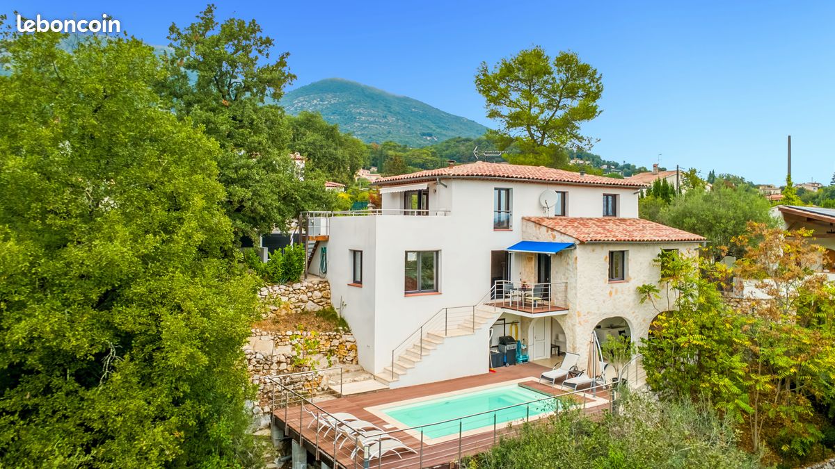 Maison 4 pièces 125 m² · à Saint-Jeannet · 125 m² · 875 000 €