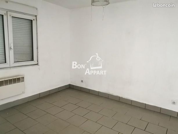 https://img.leboncoin.fr/api/v1/lbcpb1/images/4e/32/66/4e3266043037ea83d78c82ace120de160329e08b.jpg?rule=ad-image
