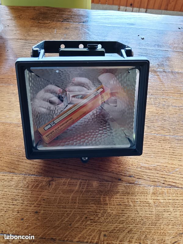 Projecteur extérieur abi (image 2)