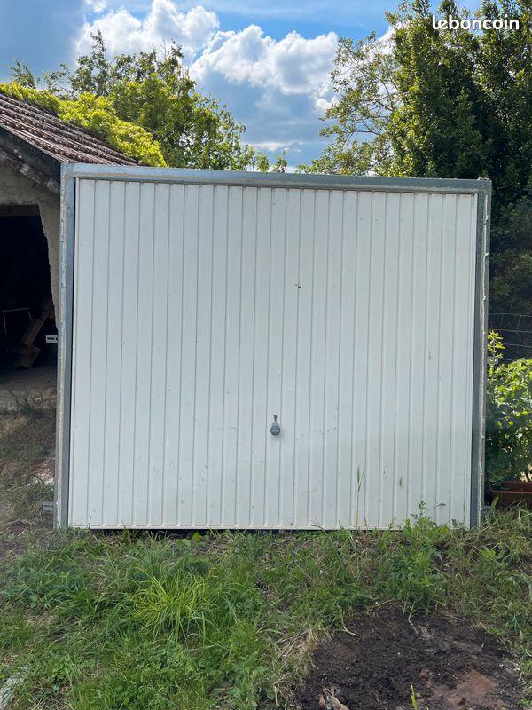 Porte de garage basculante TUBAUTO 124 (image 1)