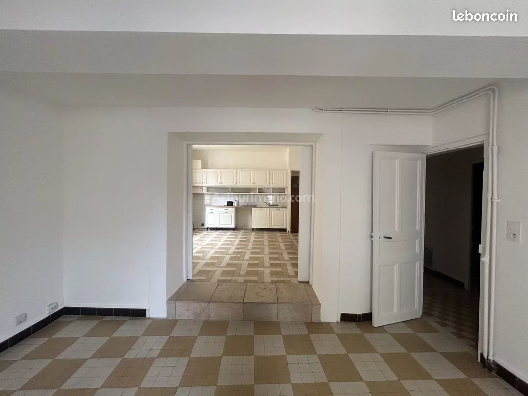 Appartement 2 pièces 84 m² · à Martigues · 84 m² · 770 €/mois