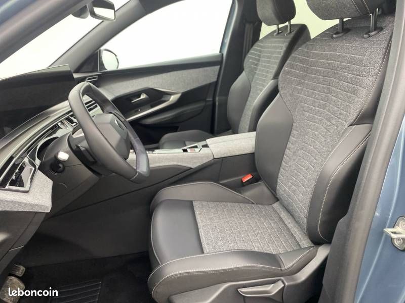 Peugeot 5008 Hybrid 145 ch e-DCS6 Allure (image 9)
