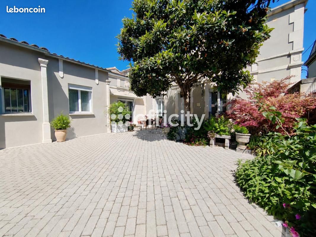 Maison 5 pièces 122 m² · à Avignon · 122 m² · 412 000 €