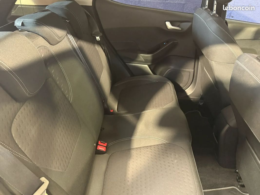 FORD Fiesta 1.0 100ch Titanium - 2019 - Suivi complet - CARPLAY - Bon état général (image 19)