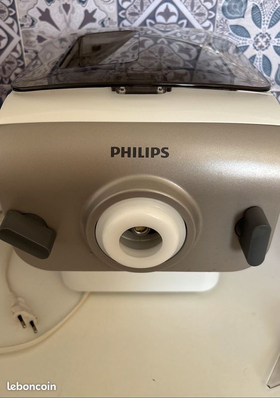 Pasta Maker (image 1)