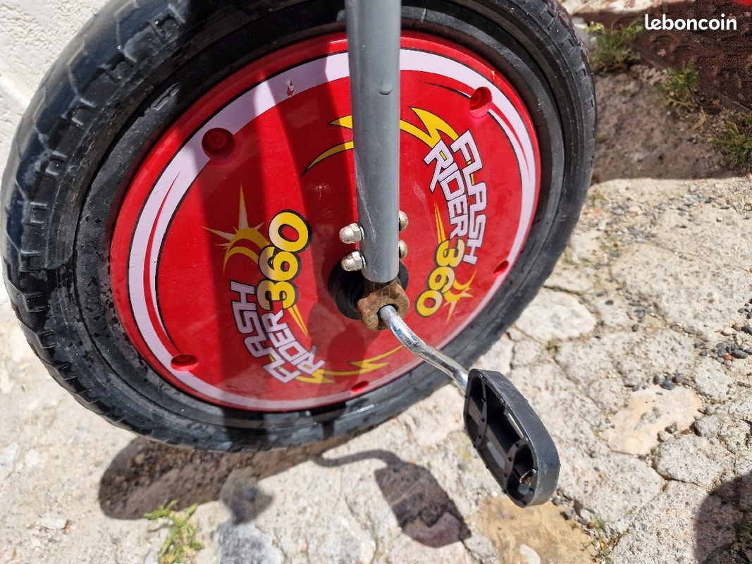 Vélo dérapant Flash Rider 360 RAZOR (image 5)