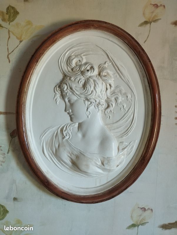 Tableau/buste en relief (image 2)